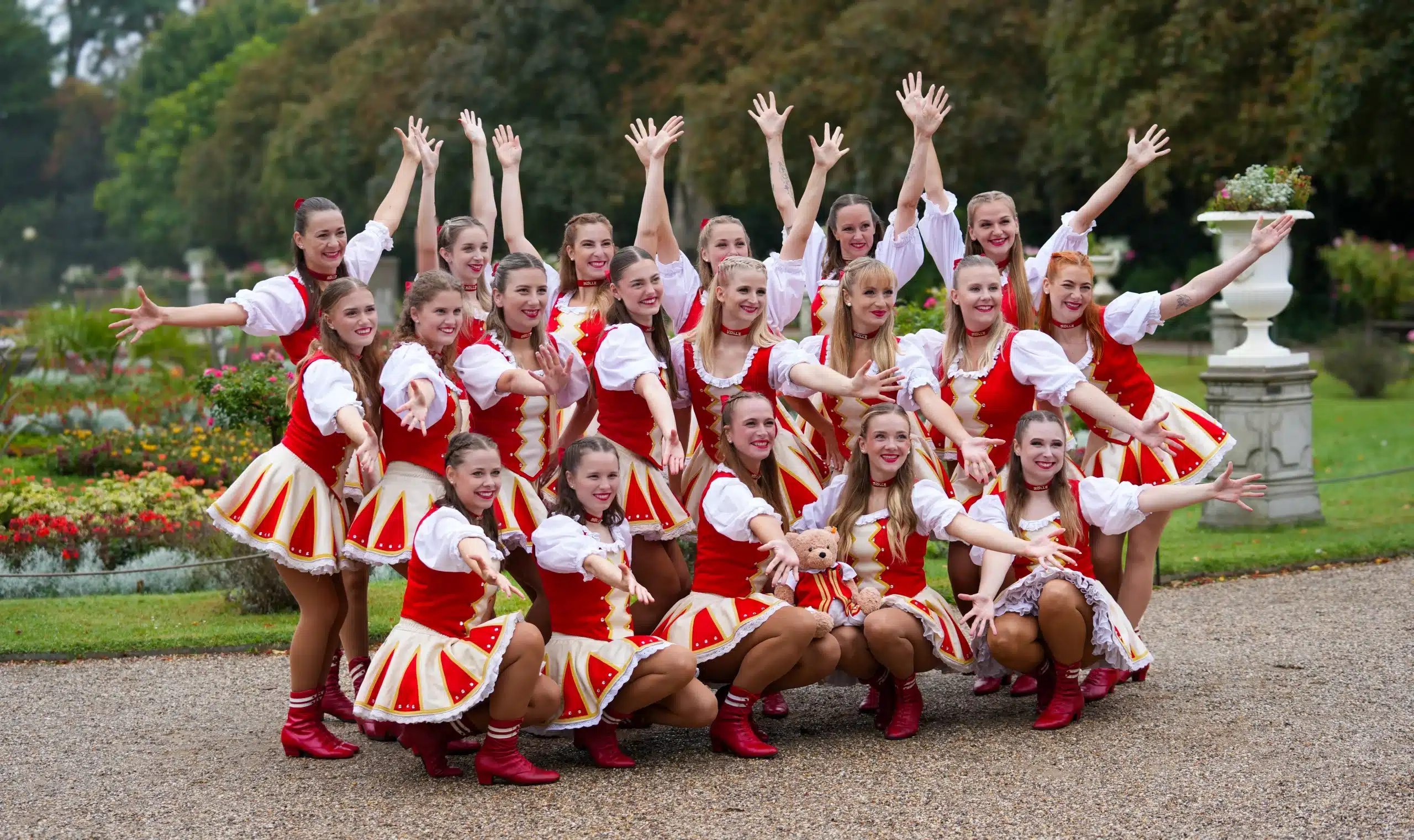 tanzgruppe-köln-tanzcorps-frauen