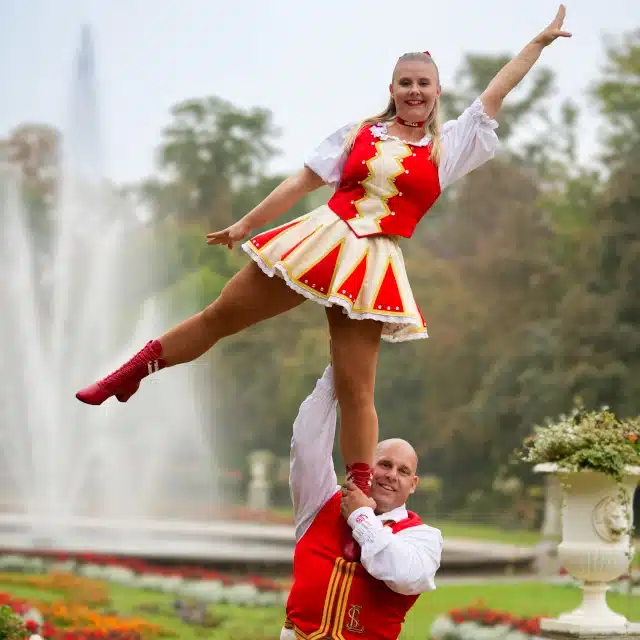 mitglieder-colonia-rut-wiess-shalina-markus