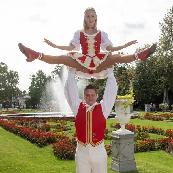 tanzgruppe-tanzpaar-sarah-tim